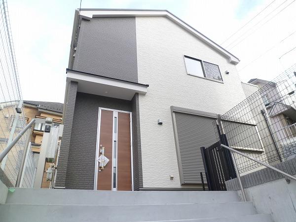 Local appearance photo. B Building site (October 18, 2013) Shooting