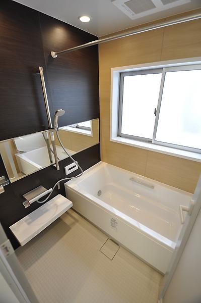 Bathroom. Local (December 2013) shooting: A Building