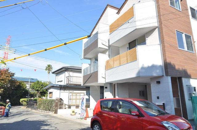 Local photos, including front road