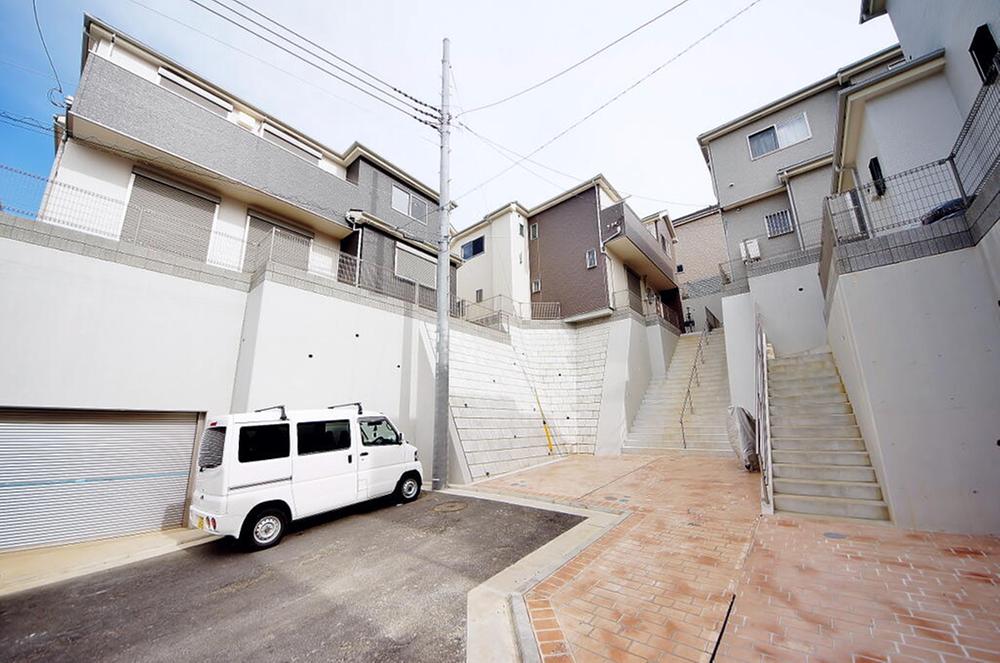 Local appearance photo