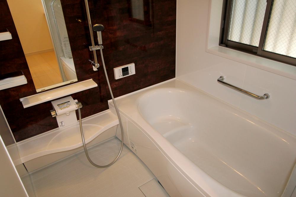 Bathroom. D Building Indoor (11 May 2013) Shooting