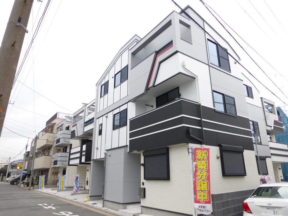 Local photos, including front road. Panoramic view Local (November 25, 2013) Shooting