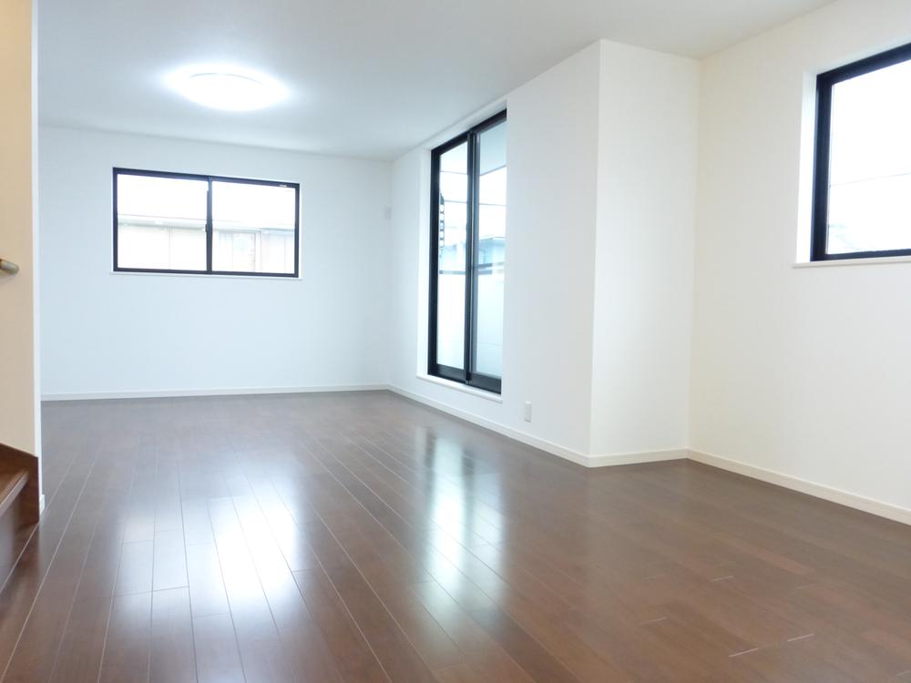 Living. D Building Indoor (November 25, 2013) Shooting