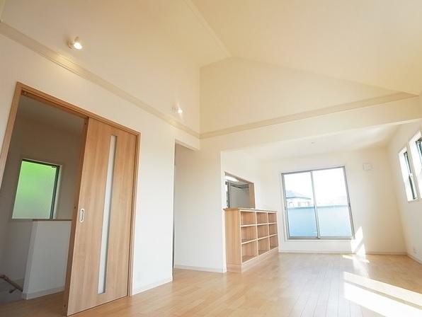 Local appearance photo. Preeminent per yang!