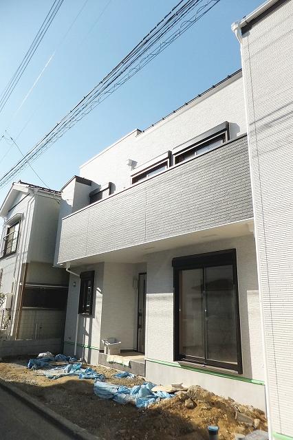 Local appearance photo. Counter kitchen of the B Building site (December 15, 2013) Shooting