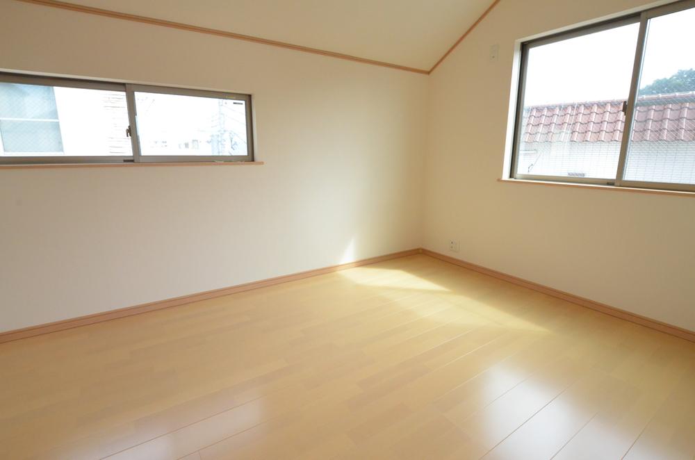 Non-living room. Indoor (10 May 2013) Shooting