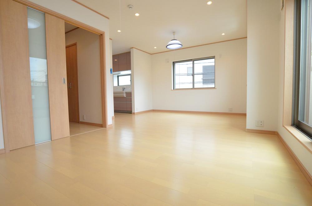 Living. Indoor (10 May 2013) Shooting