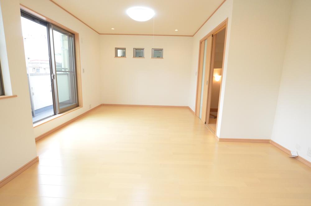 Living. Indoor (10 May 2013) Shooting