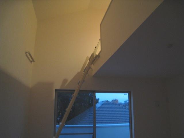 Non-living room. Indoor (11 May 2013) Shooting