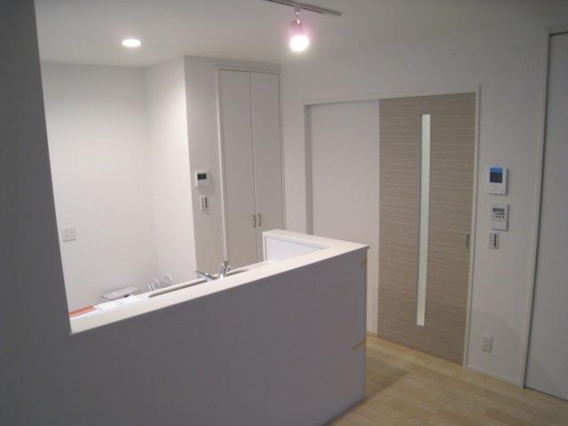 Kitchen. Local (11 May 2013) Shooting