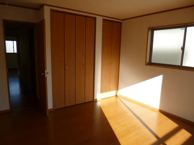 Other local. Local (12 May 2013) Shooting