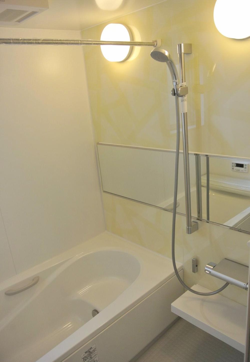 Bathroom. Bathroom B Building