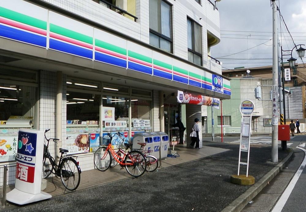 Convenience store. Three F Shiota to the store 38m