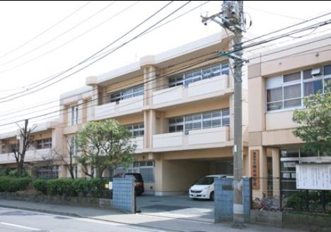 Junior high school. Shiota 50m until junior high school