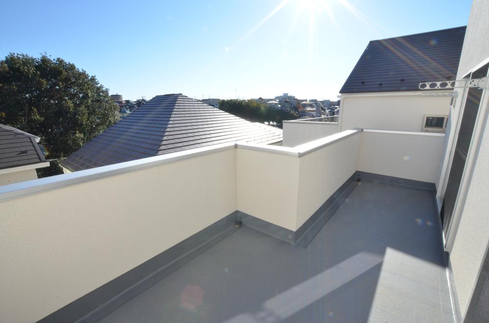 Balcony. Local (11 May 2013) Shooting