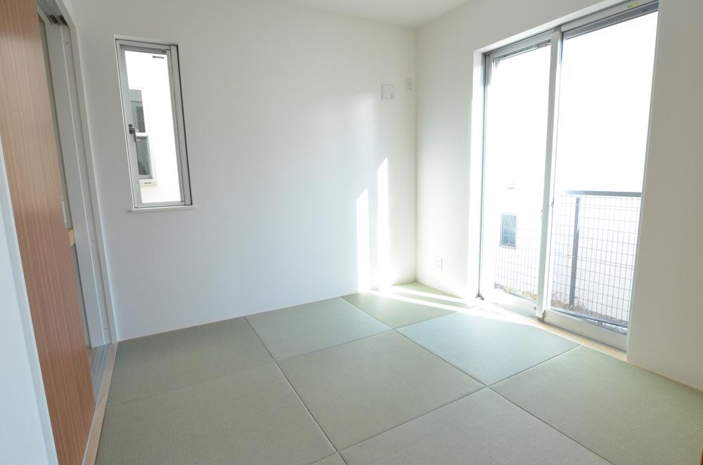 Non-living room. Indoor (11 May 2013) Shooting