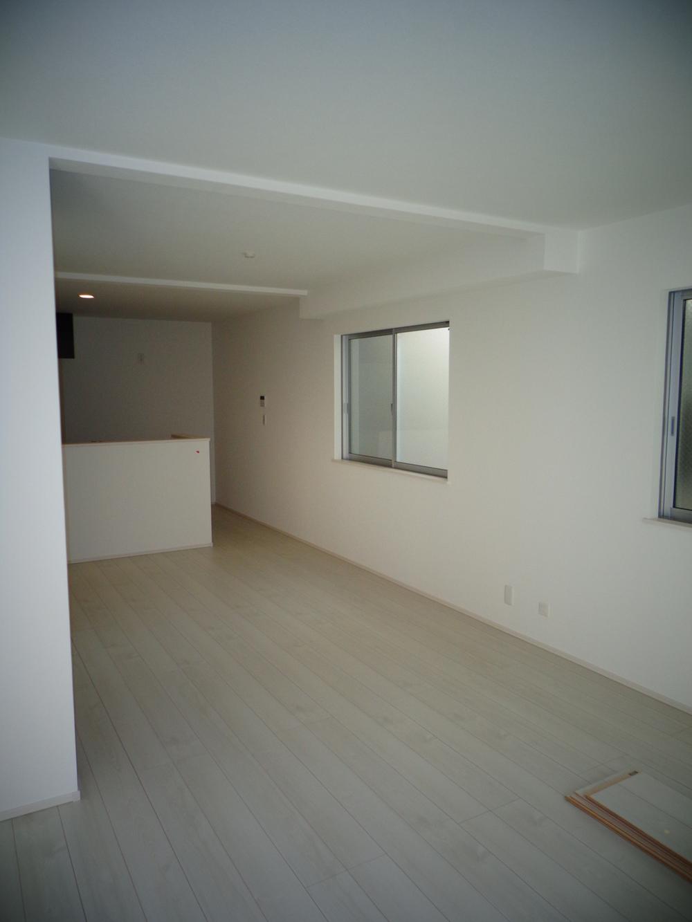 Living. Living (2013 November shooting)