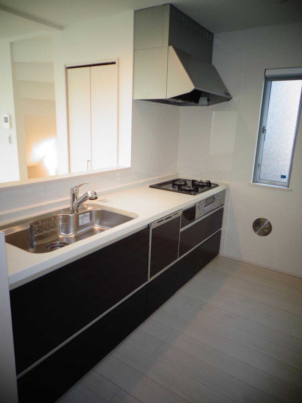 Kitchen. Kitchen (2013 November shooting)