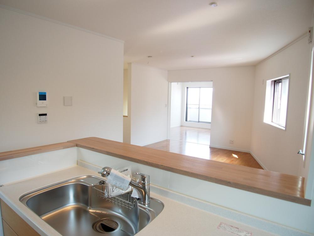 Kitchen. Indoor (12 May 2013) Shooting