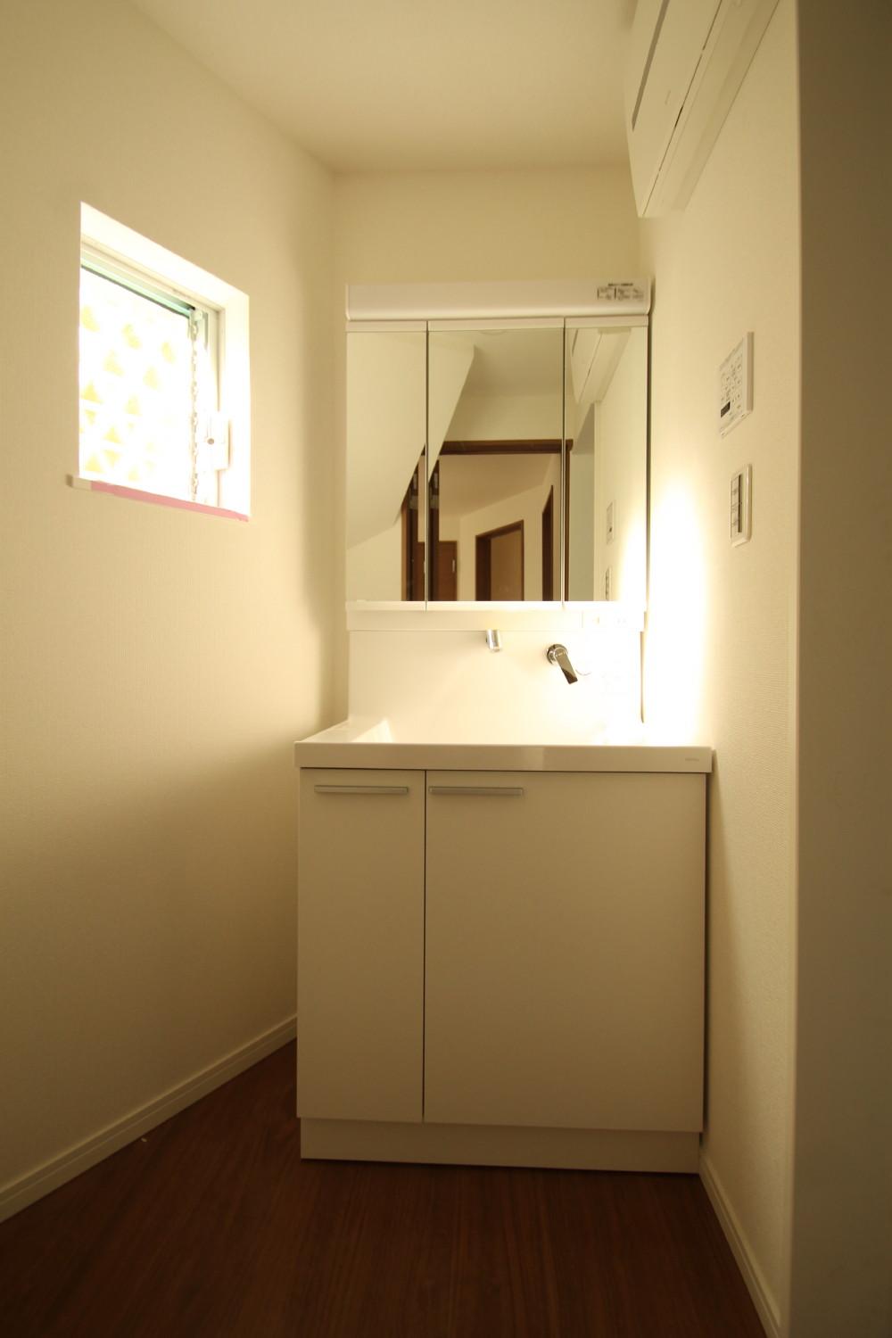 Other local. Local (11 May 2013) Shooting