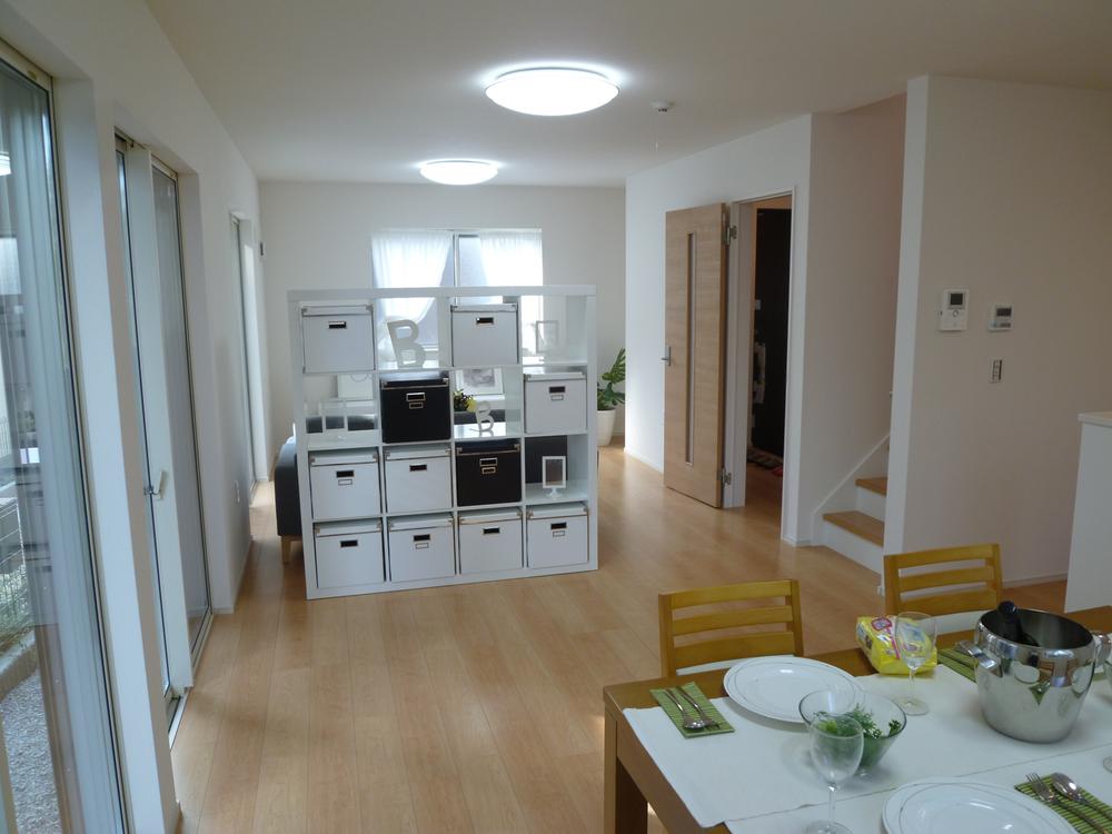 Living. Indoor (September 2013) Shooting