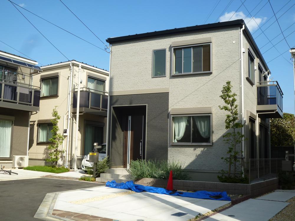 Local appearance photo. Model house published in! This turnkey dwelling unit. Local (September 2013) Shooting