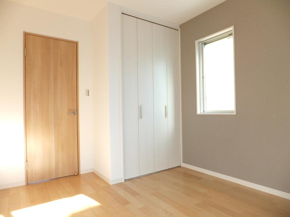 Other introspection. 2 Kaiyoshitsu To cross the color