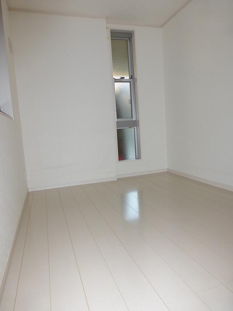 Non-living room. C Building Indoor (December 5, 2013) Shooting