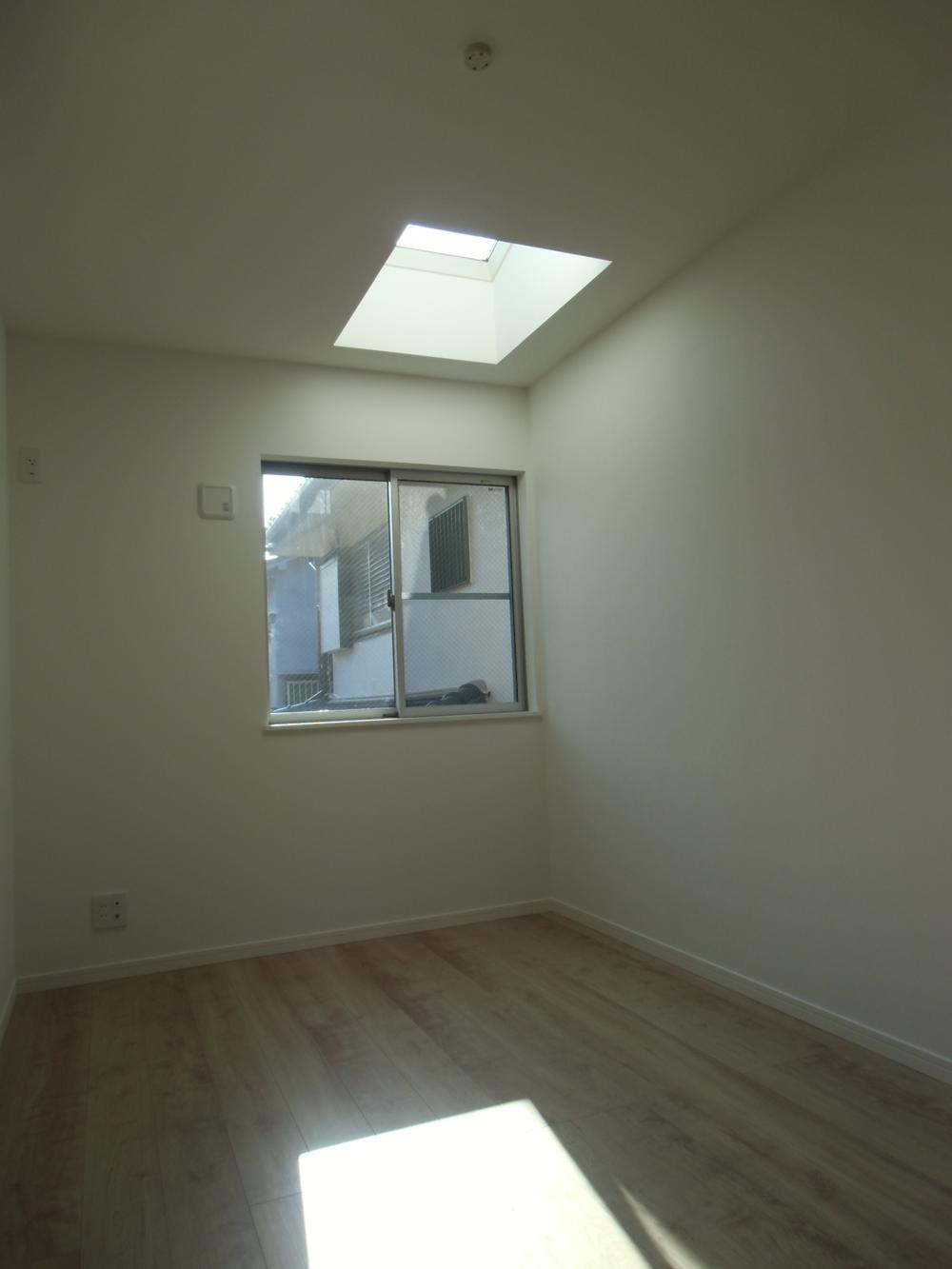 Non-living room. Indoor (10 May 2013) Shooting