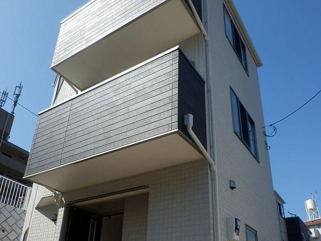 Other local. Local (10 May 2013) Shooting 5 is a photograph of the Building! Yang per good!  Car Space Available