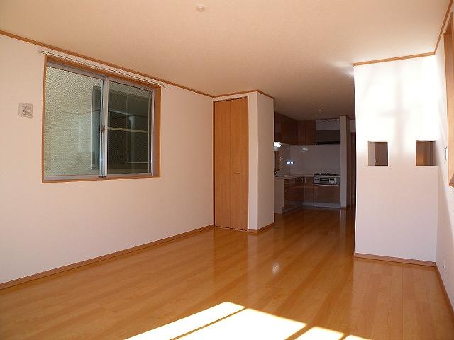 Living.  [Building F] Indoor (11 May 2013) Shooting