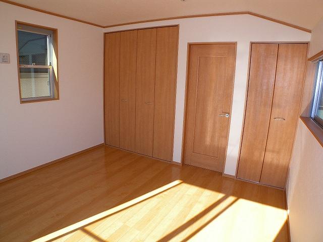 Non-living room.  [Building F] Indoor (11 May 2013) Shooting