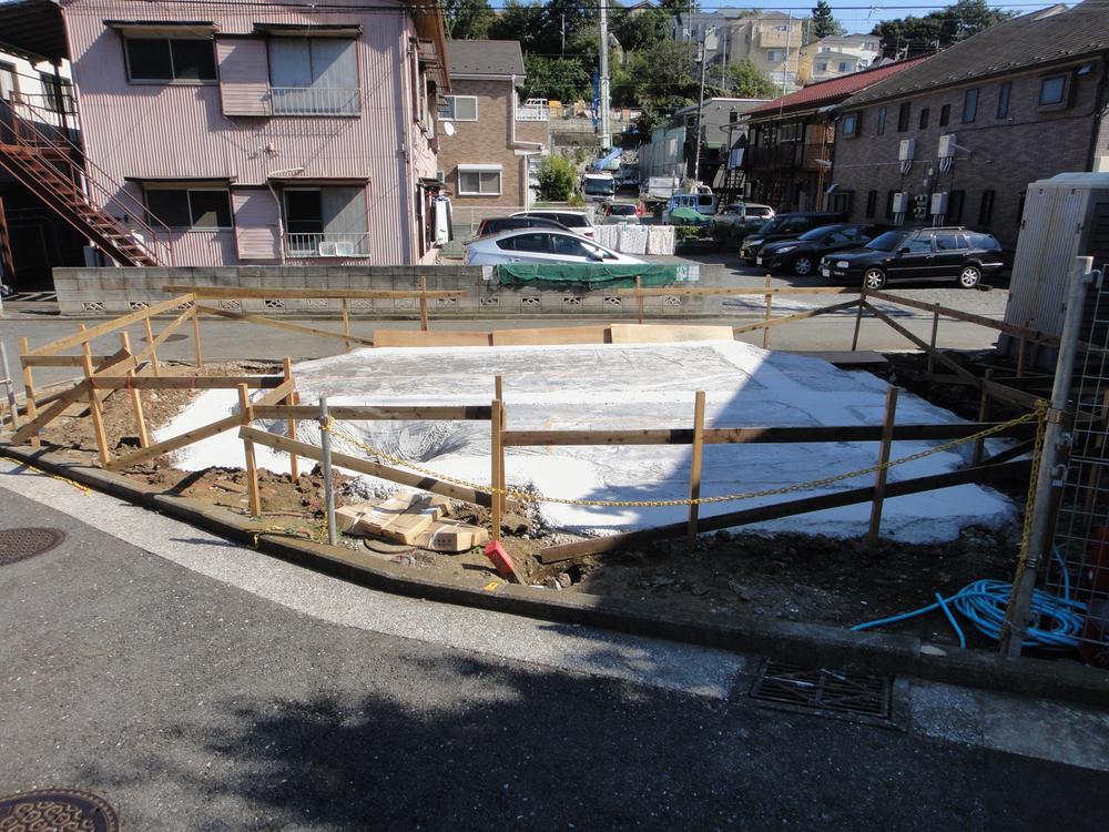 Local appearance photo. Local shooting