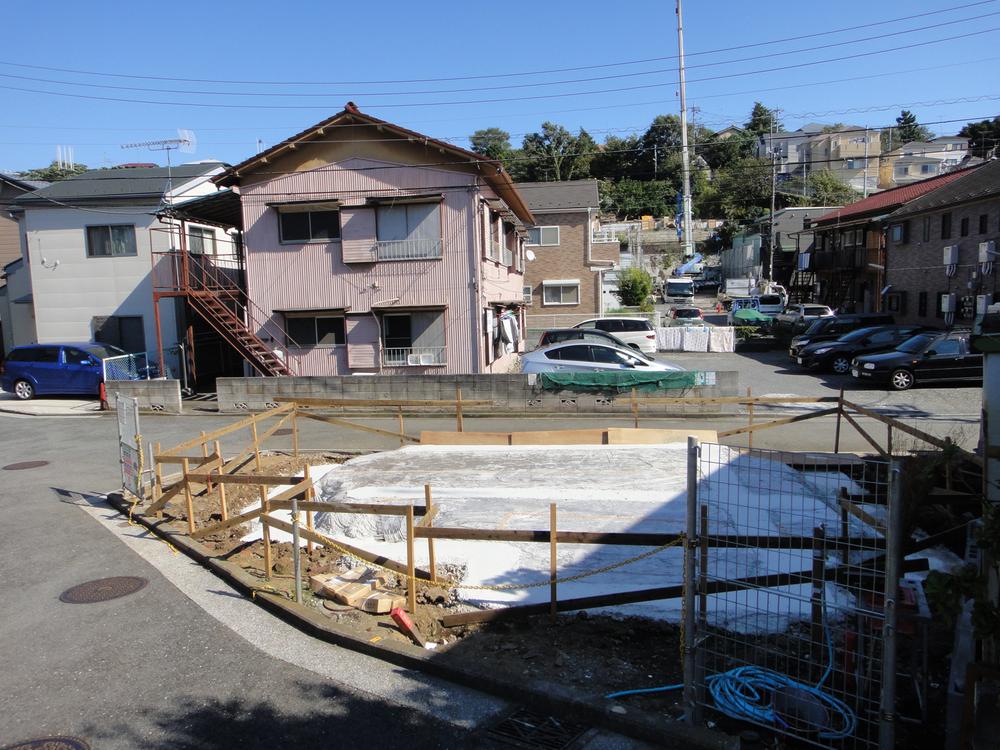 Local appearance photo. Local shooting