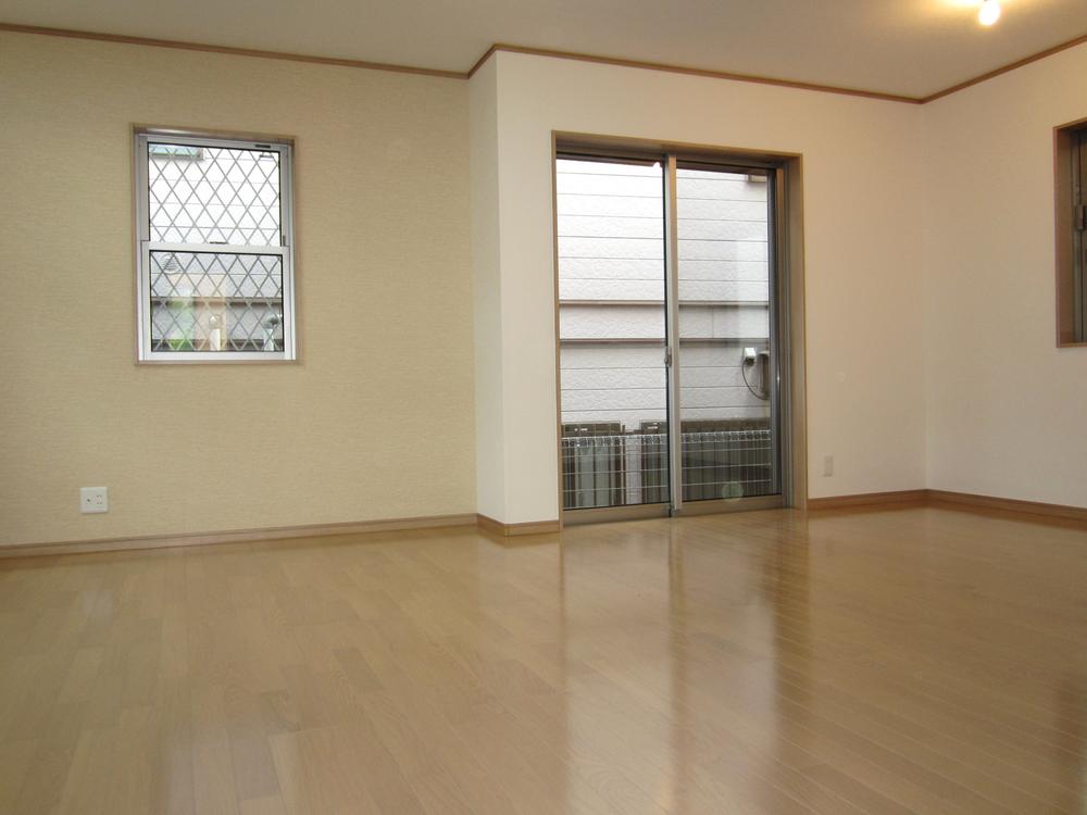 Same specifications photos (living). Living - the same construction company construction cases