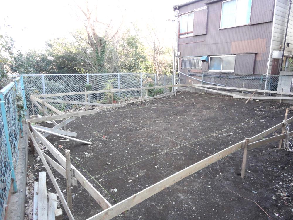 Local appearance photo. Local (12 May 2013) Shooting