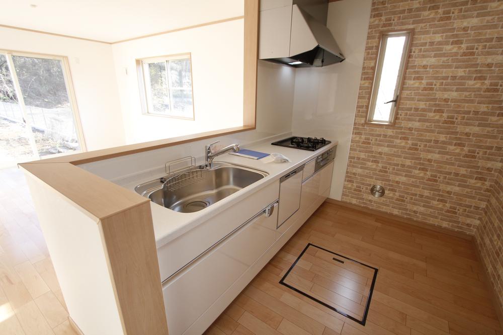 Same specifications photo (kitchen). Example of construction Kitchen