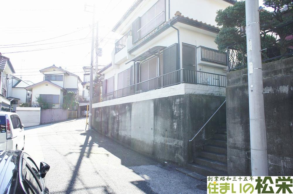 Local land photo. Photo taken from the back of the east, Good per yang