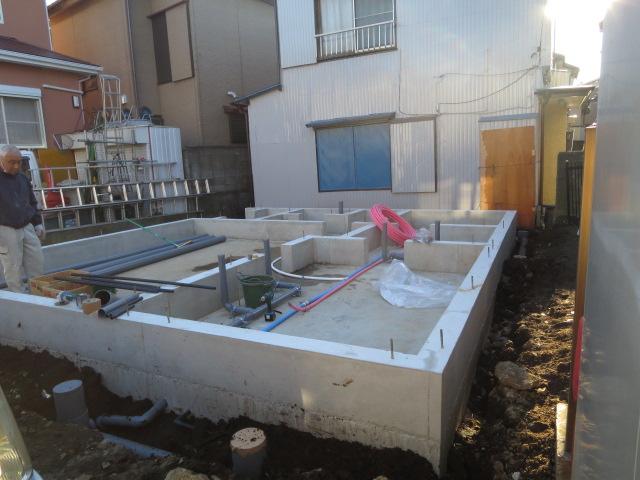 Local appearance photo. Local (11 May 2013) Shooting