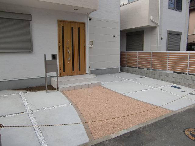 Parking lot. Local (11 May 2013) Shooting