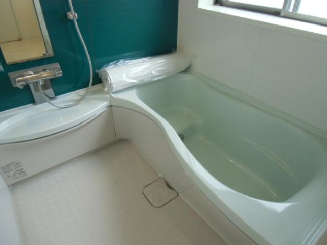 Bathroom. A Building bathroom (12 May 2013) Shooting