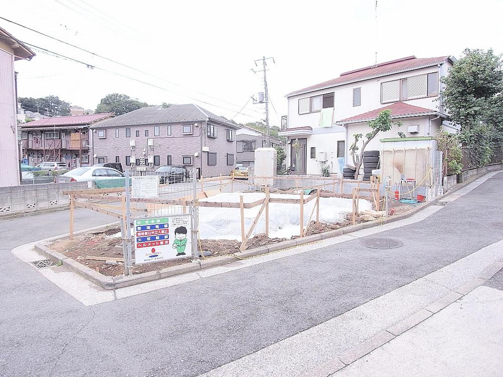 Local appearance photo. Good sense of open per yang per corner lot! Roads and location with no height difference is it is easy to attractive life! Local (10 May 2013) Shooting