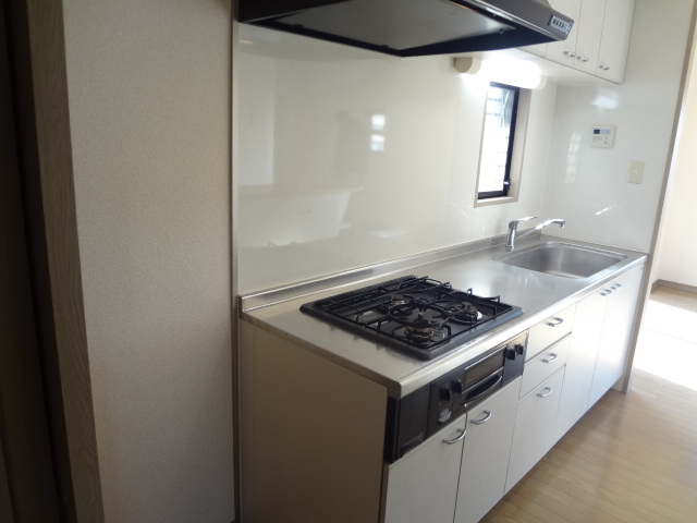 Kitchen. Easy-to-use system Kitchen.