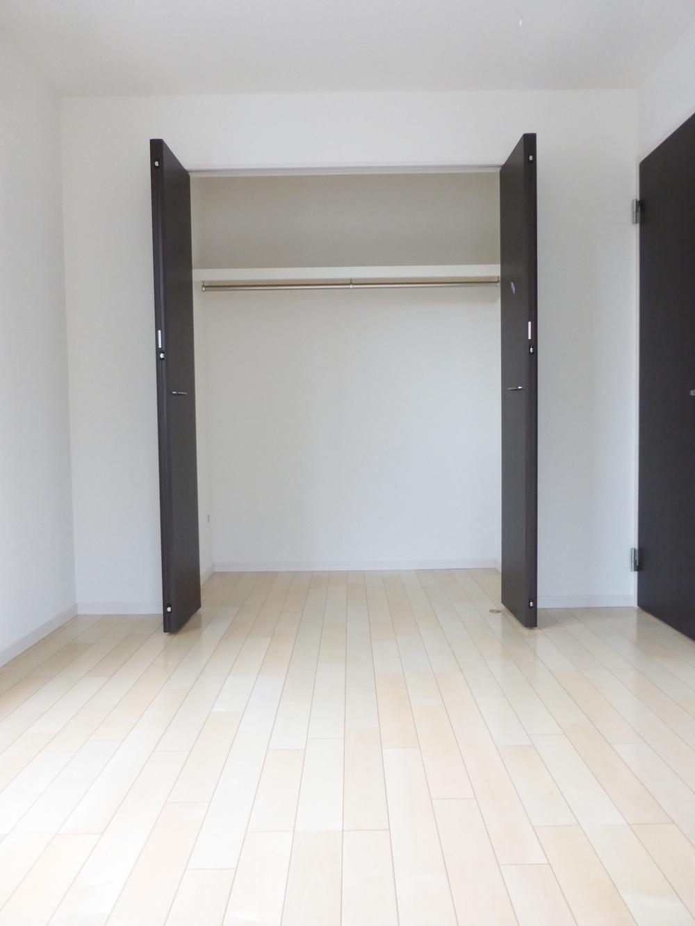 Receipt. 1 Building Indoor (October 22, 2013) Shooting