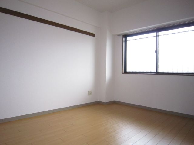 Living and room. Western-style room 6.5 Pledge