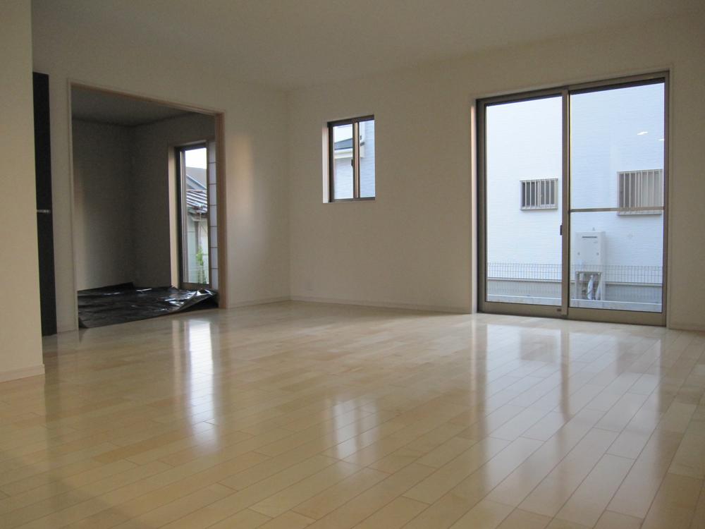 Living. Indoor (12 May 2013) Shooting