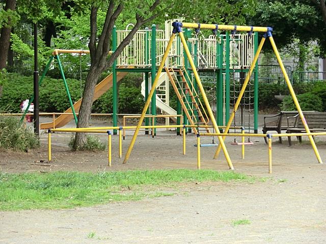 park. Until IzumiTakashiketani park 717m