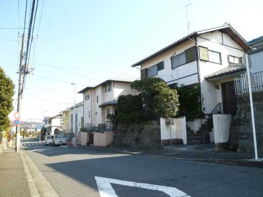 Local land photo. From the front road