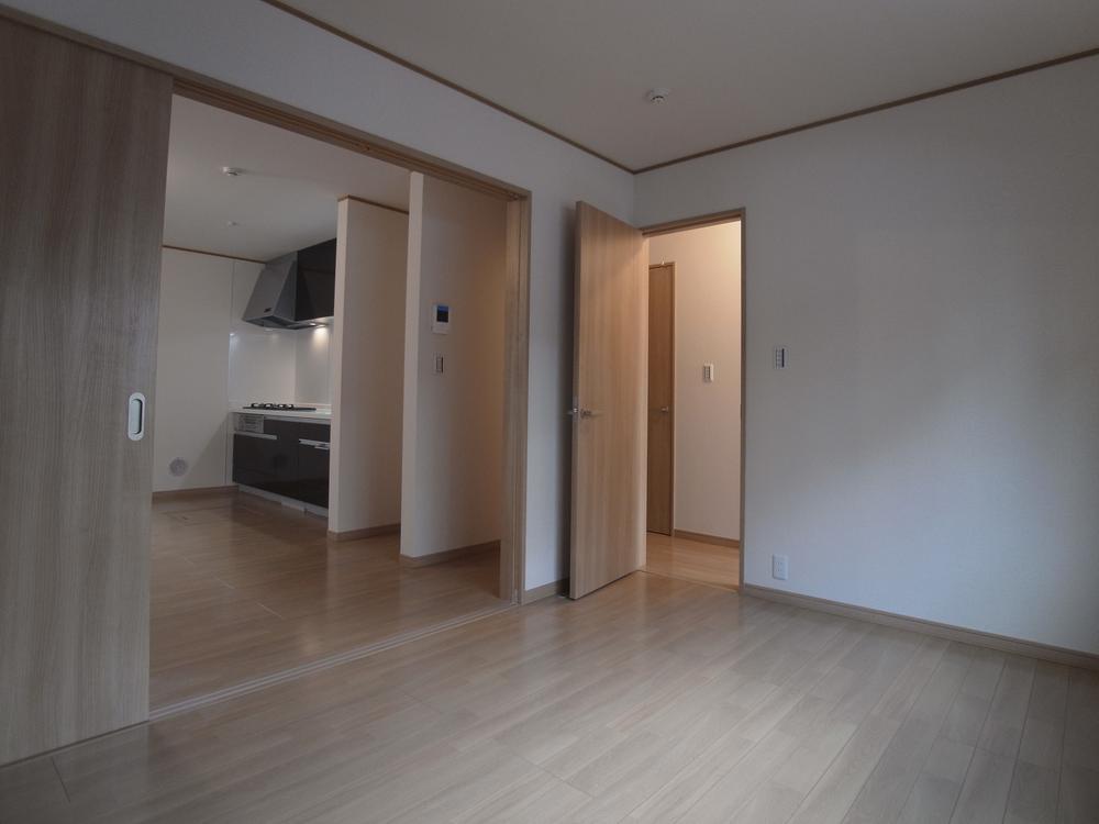 Non-living room. Western-style (11 May 2013) Shooting