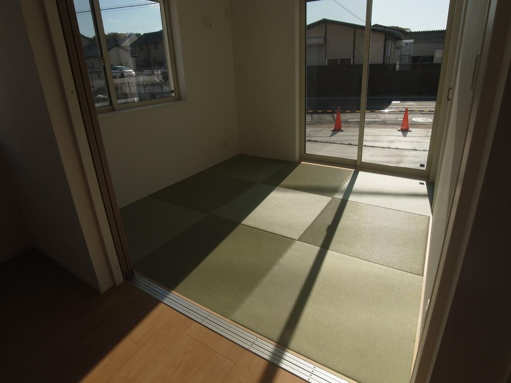 Non-living room. Indoor (11 May 2013) Shooting